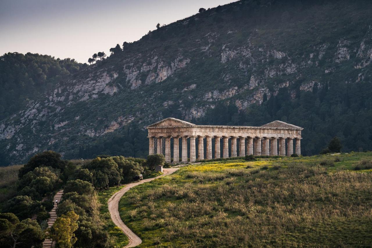 Helimos Bed&Breakfast Segesta Temple-Castellammare Калатафими Экстерьер фото